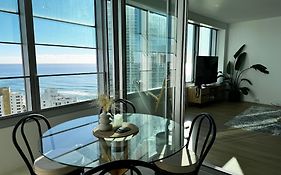 Ocean Bliss In Surfers